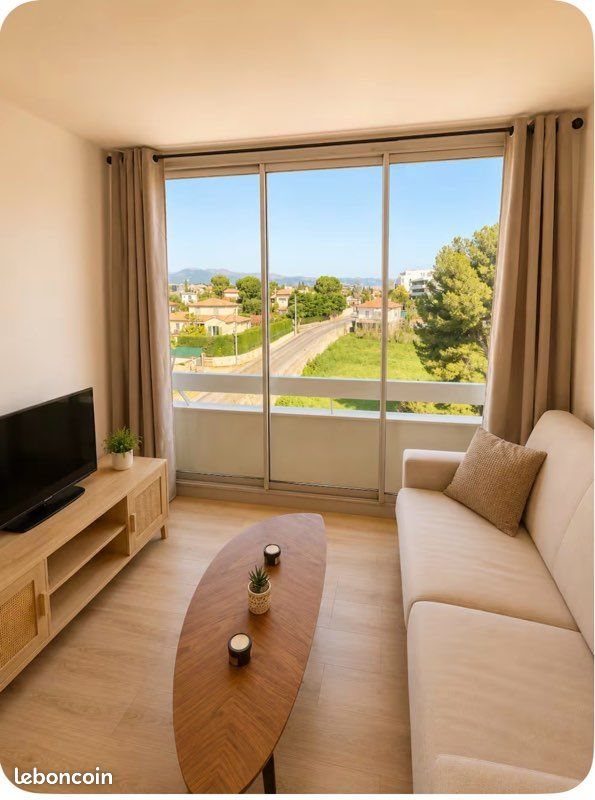 Appartement à louer, 20m², Antibes
