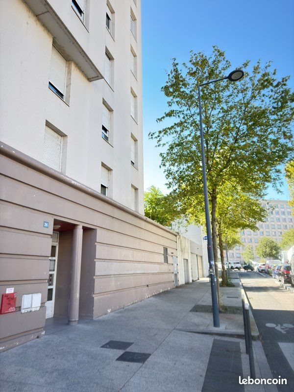Appartement à louer, 3m², Villeurbanne