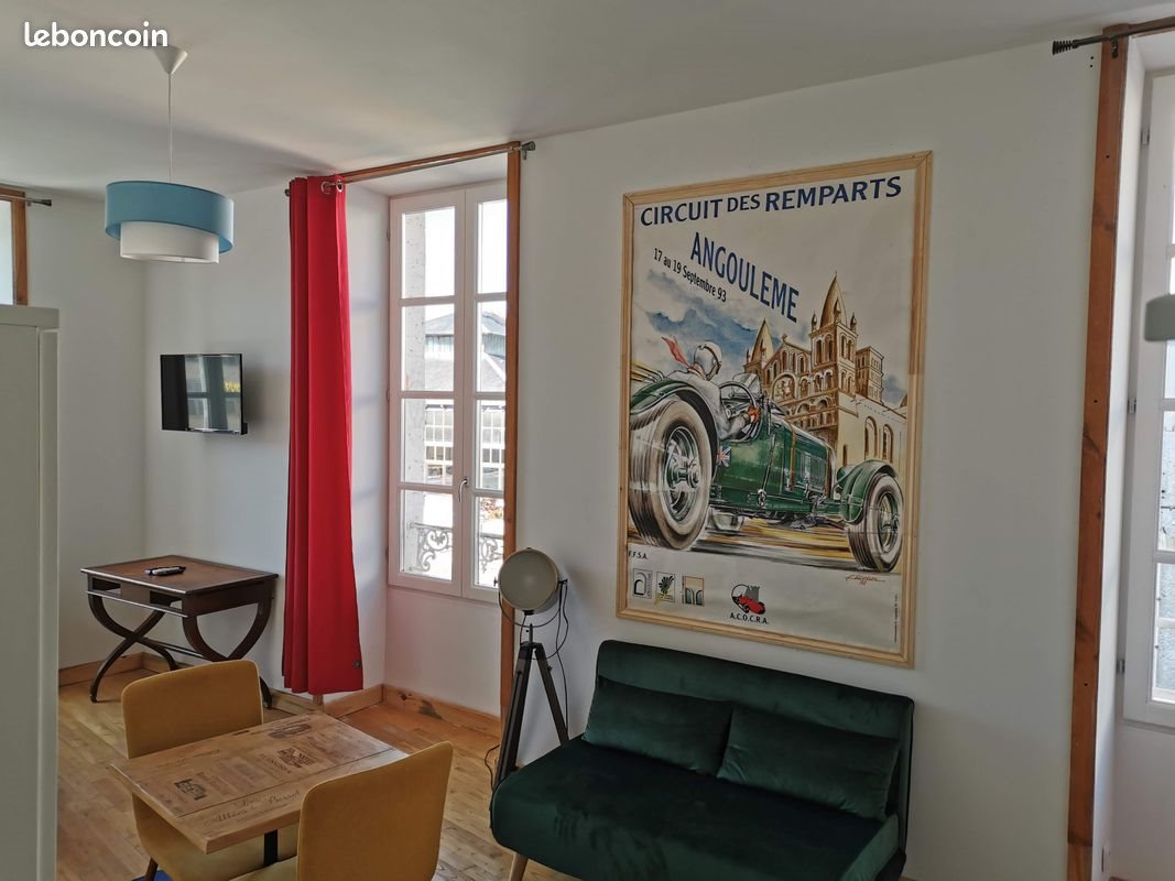 Appartement à louer, 25m², Confolens