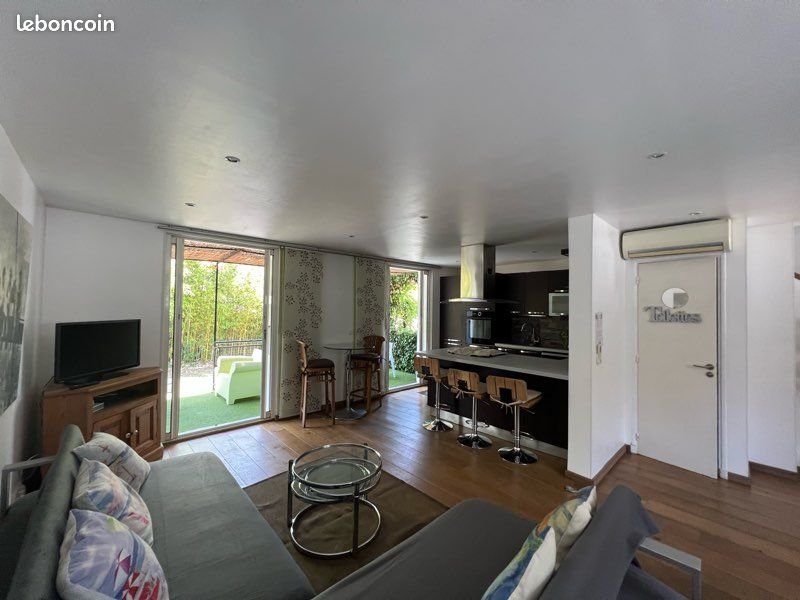 Maison à louer, 90m², Antibes