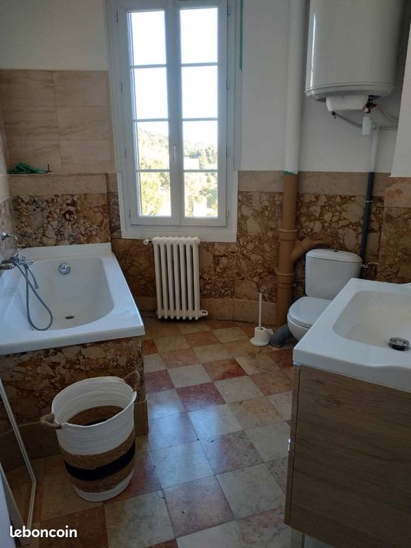 Appartement à louer, 45m², Toulon
