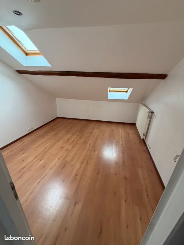 Appartement à louer, 72m², Chirens
