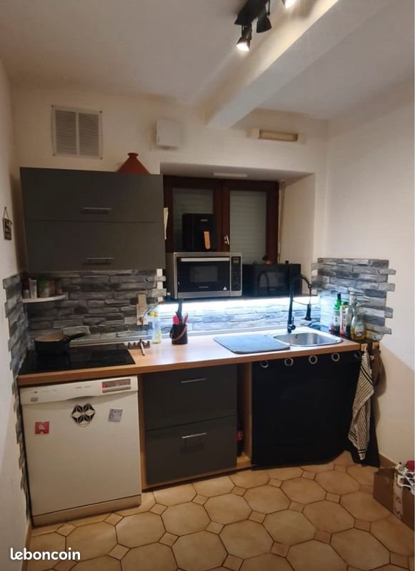 Appartement à louer, 60m², Péron