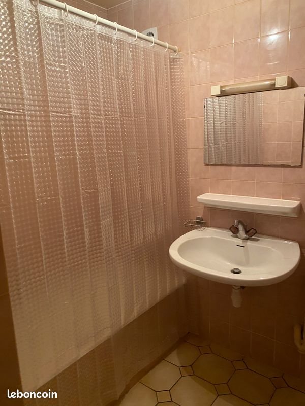 Appartement à louer, 60m², Péron