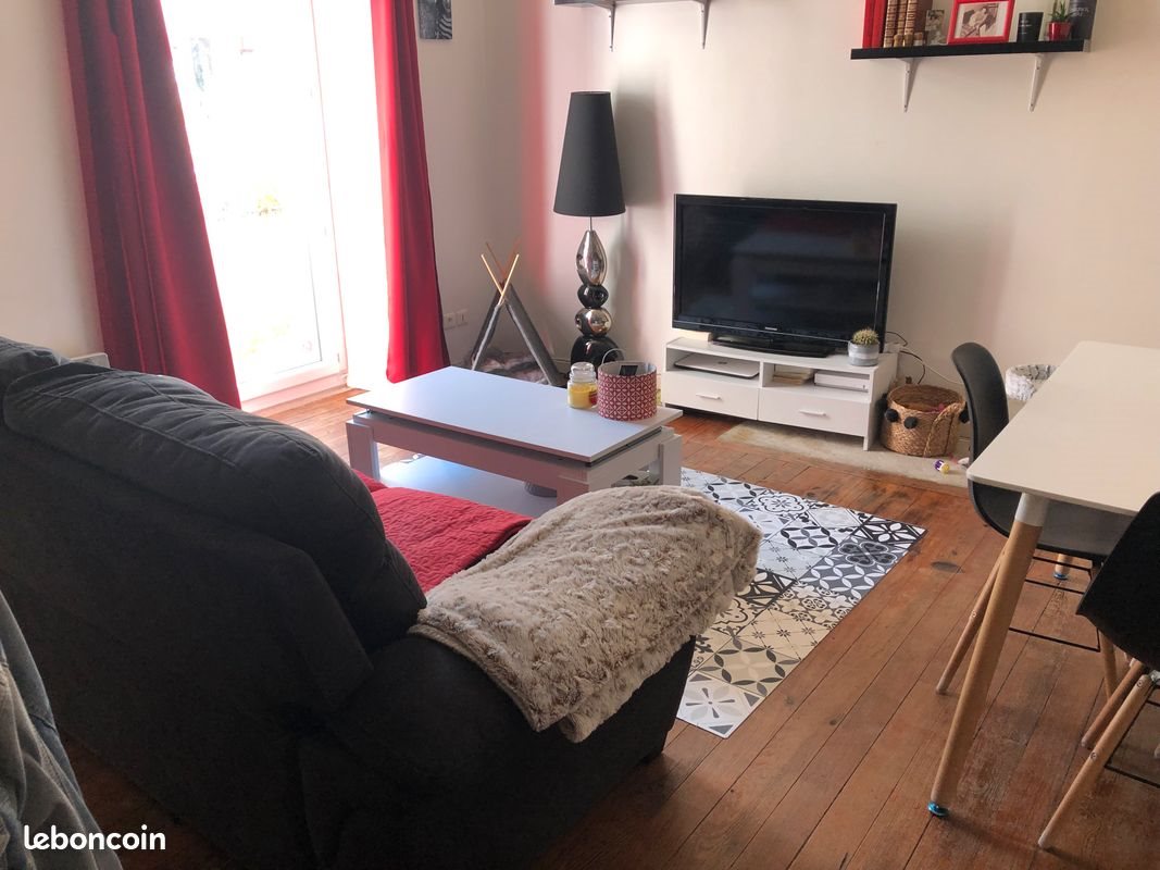 Appartement à louer, 40m², Sainte-Cécile-les-Vignes
