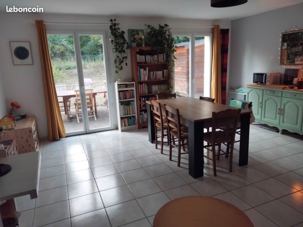 Maison à louer, 83m², Cellettes