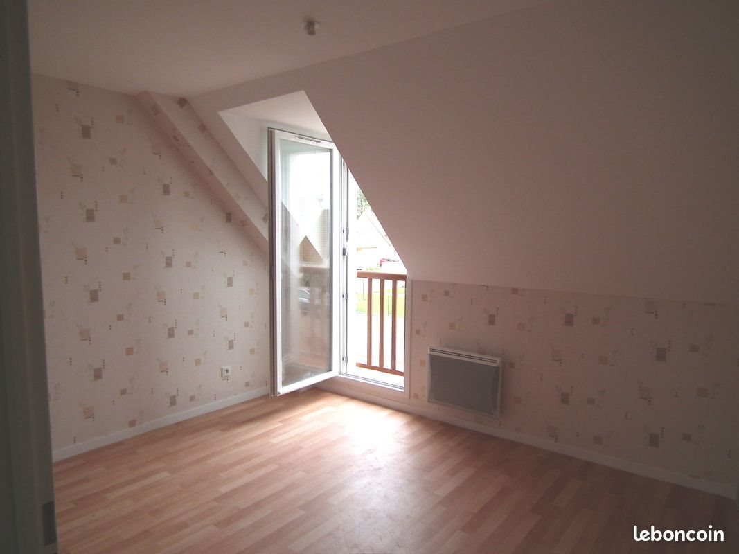 Maison à louer, 83m², Cellettes