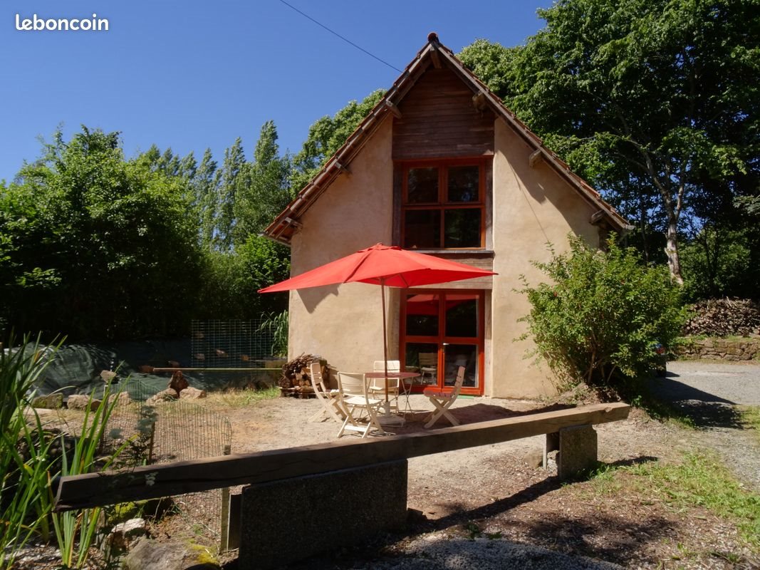 Maison à louer, 89m², Plounévez-Moëdec