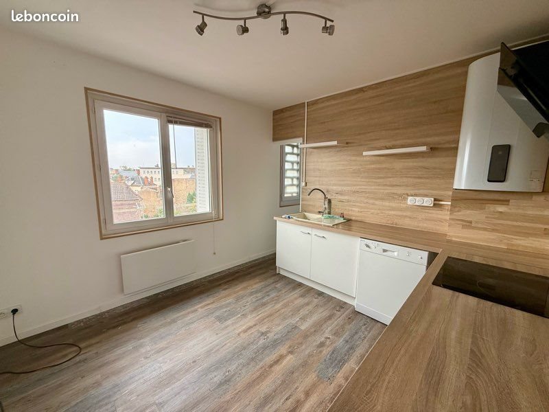Appartement à louer, 70m², Moulins