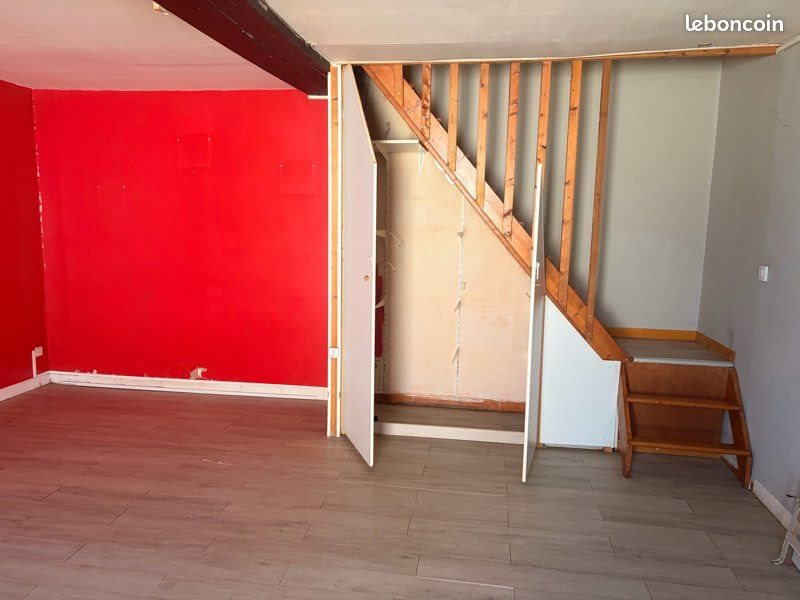 Maison à vendre, 100m², Saint-Laurent-l'Abbaye