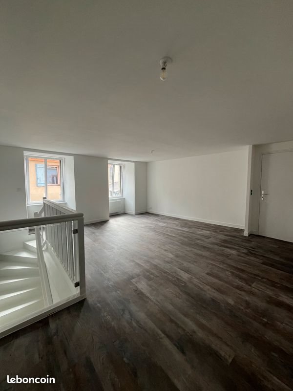Appartement à louer, 70m², Châteaulin