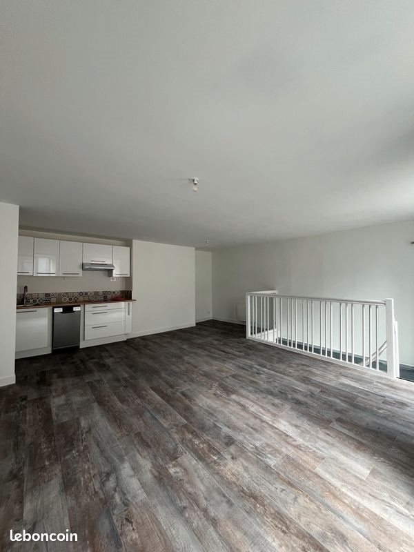 Appartement à louer, 70m², Châteaulin