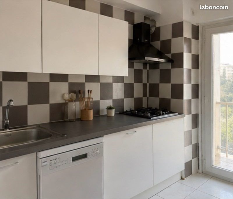 Appartement à louer, 57m², Nice
