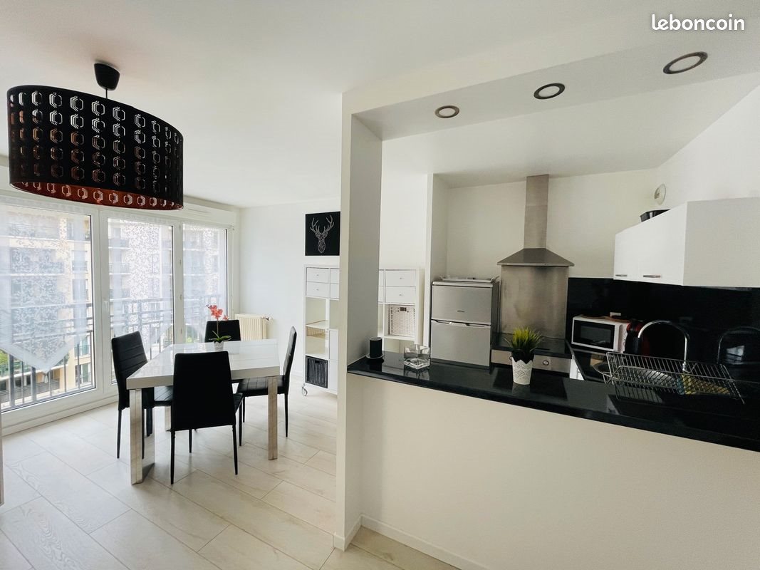 Appartement à louer, 27m², Courbevoie
