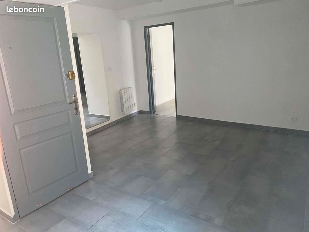 Appartement à louer, 65m², Saint-Bris-le-Vineux