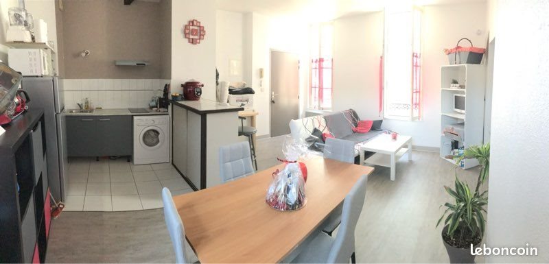 Appartement à louer, 42m², Saintes