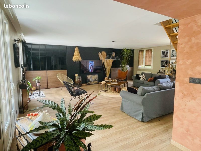 Maison à vendre, 190m², Follainville-Dennemont