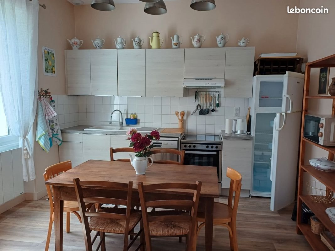 Maison à louer, 85m², Rouffignac-Saint-Cernin-de-Reilhac
