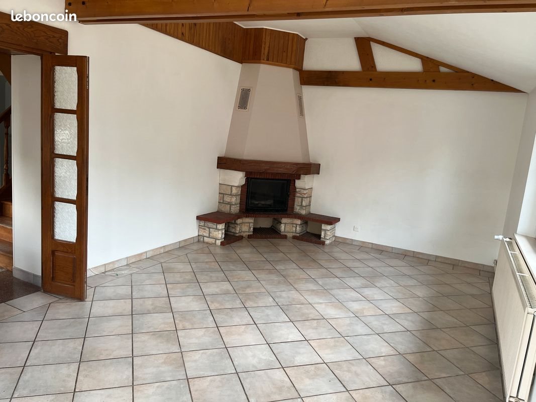 Maison à louer, 146m², Sommepy-Tahure