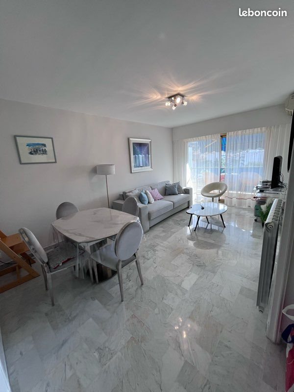 Appartement à louer, 45m², Le Cannet