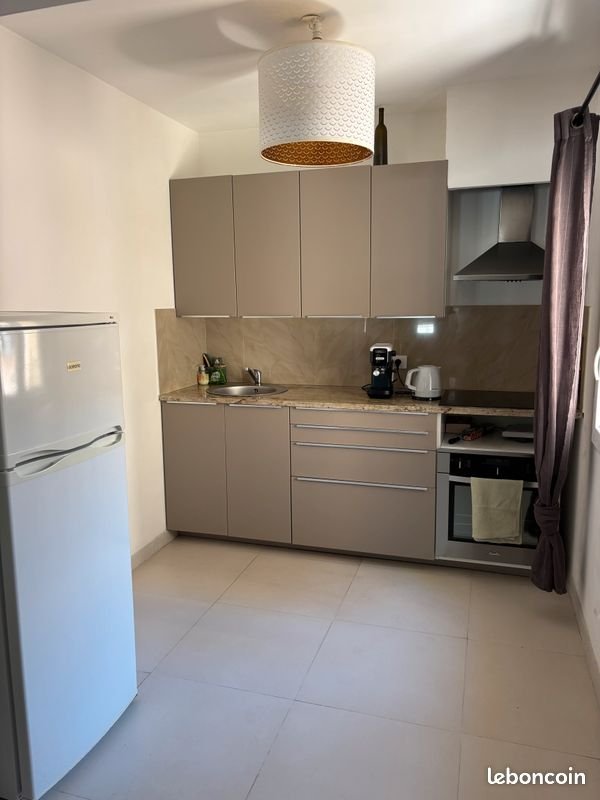 Appartement à louer, 80m², Arles