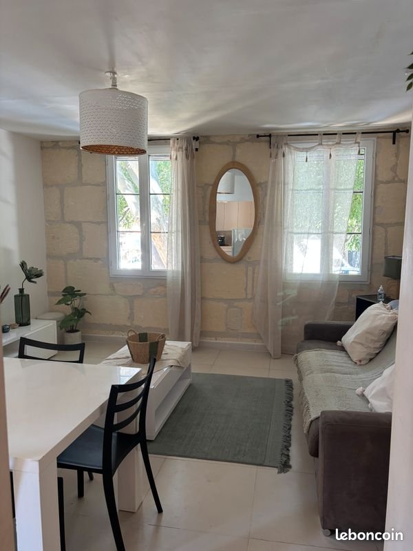 Appartement à louer, 80m², Arles