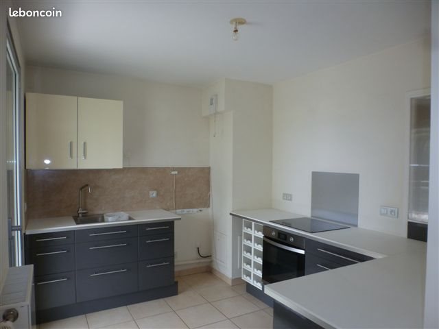 Appartement à louer, 82m², La Tronche