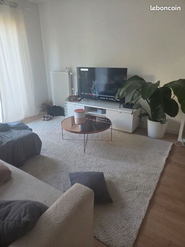 Appartement à louer, 70m², Viry