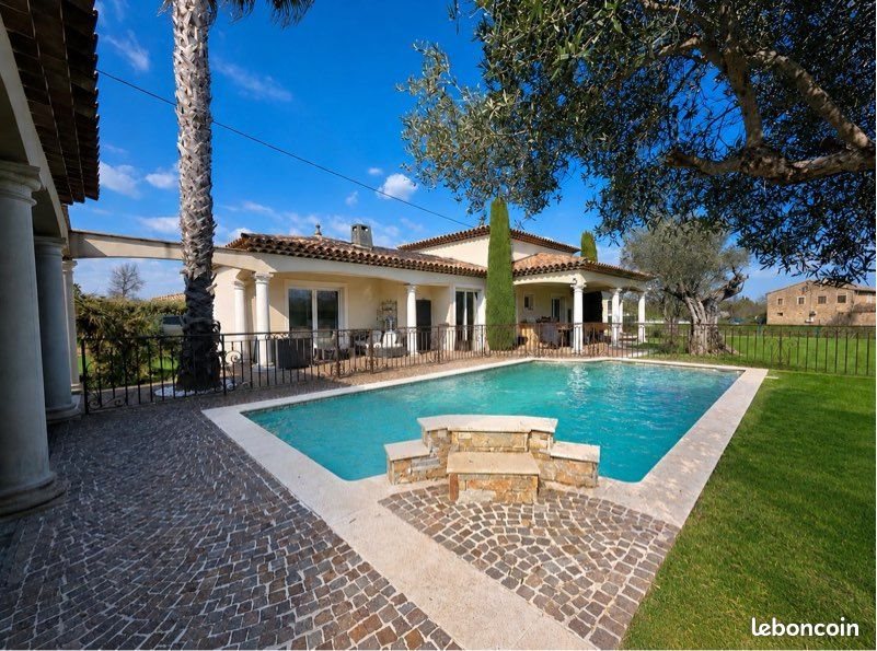 Maison à vendre, 1m², Le Muy