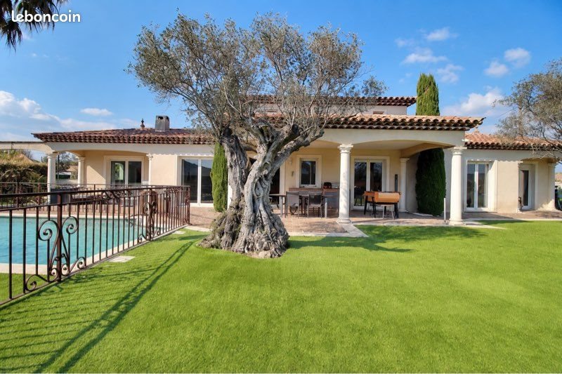 Maison à vendre, 1m², Le Muy