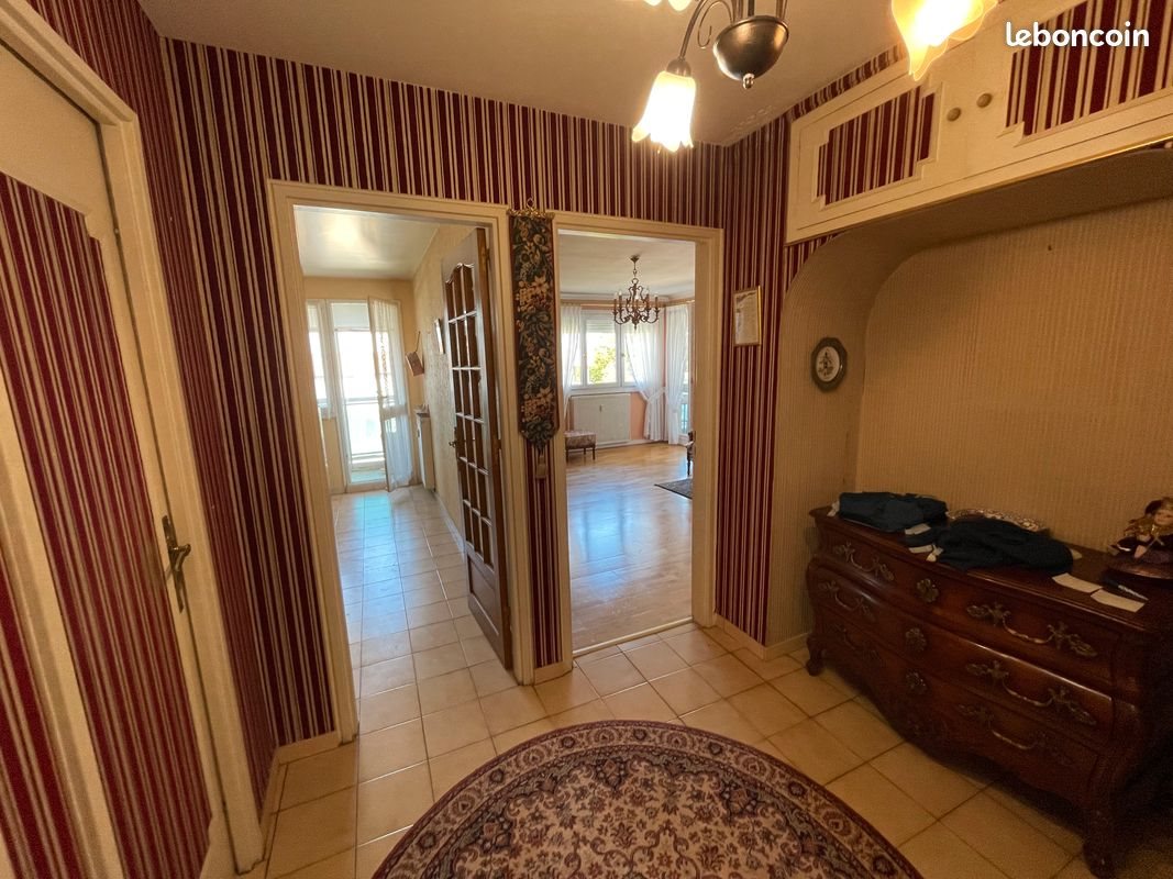 Appartement à vendre, 90m², Montceau-les-Mines