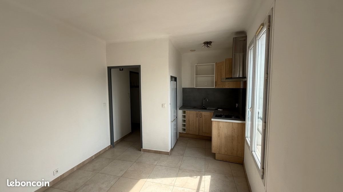 Appartement à louer, 40m², Trans-en-Provence