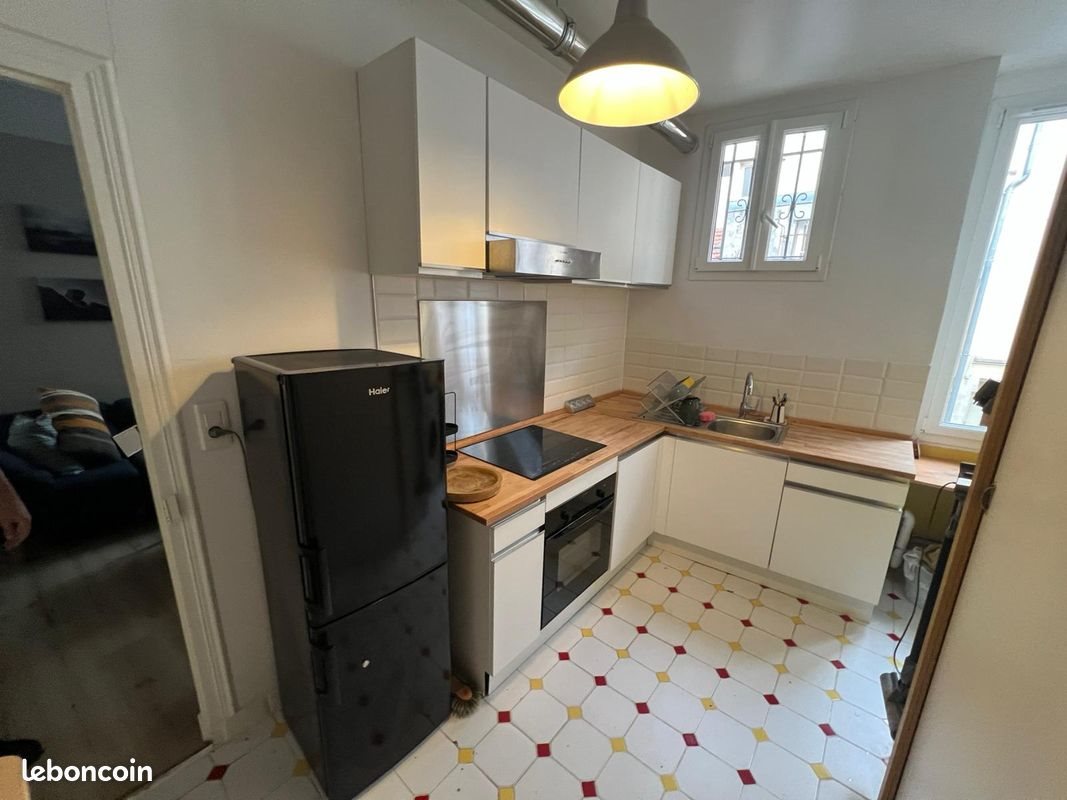 Appartement à louer, 47m², Suresnes