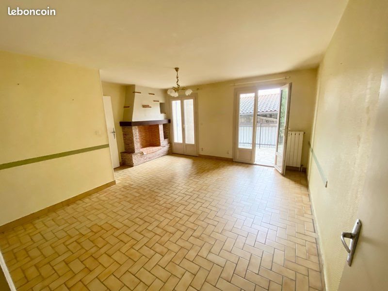 Maison à louer, 150m², Monclar