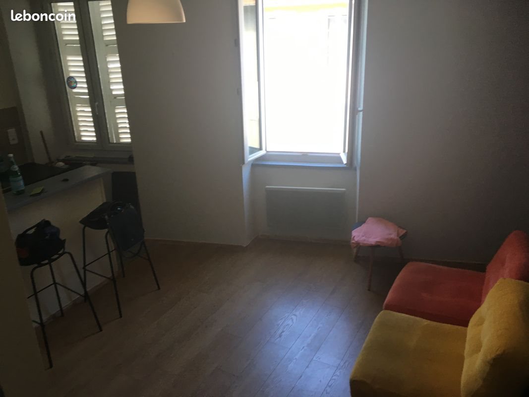 Appartement à louer, 32m², Pau