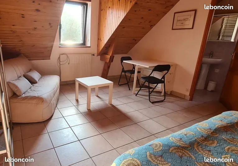 Maison à louer, 75m², Plougoumelen