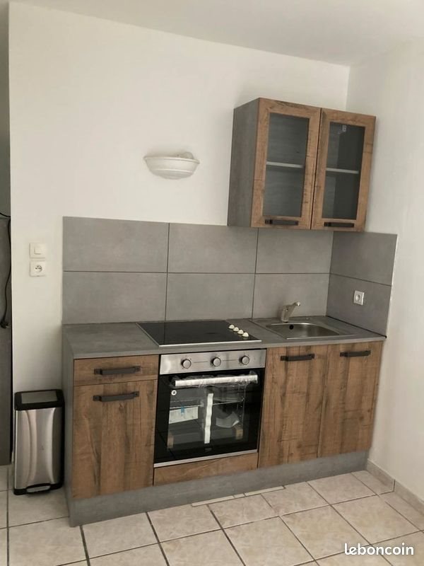 Appartement à louer, 25m², Saint-Etienne