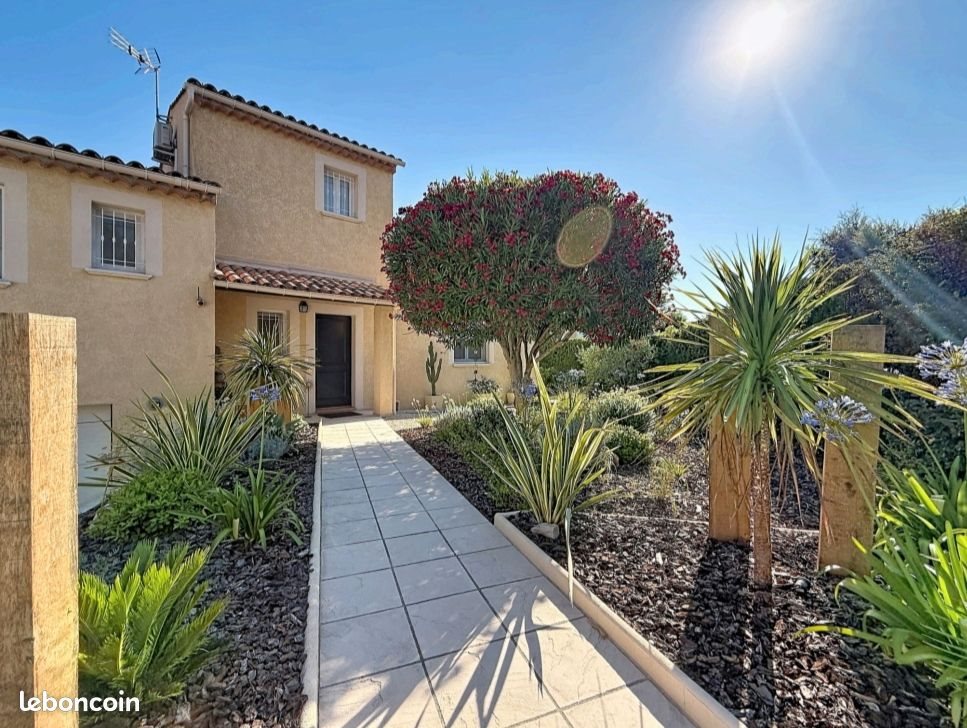 Maison à vendre, 91m², Saint-Raphaël