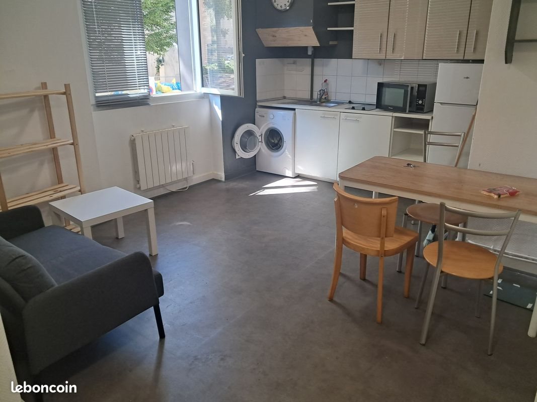 Appartement à louer, 32m², Saint-Etienne