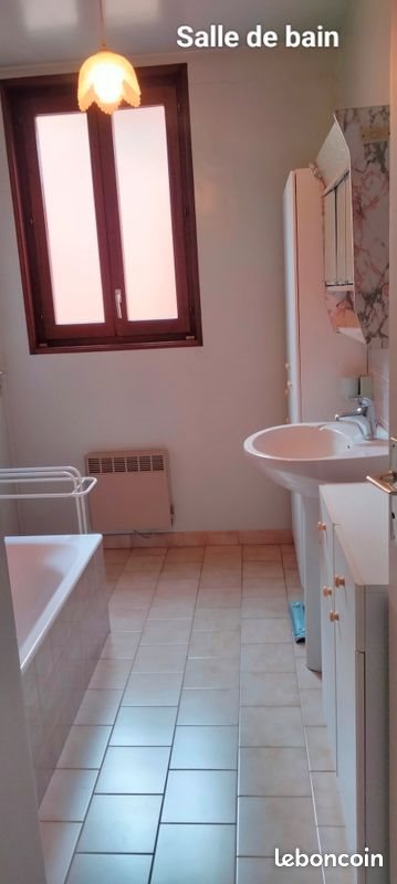 Appartement à louer, 70m², Marvejols