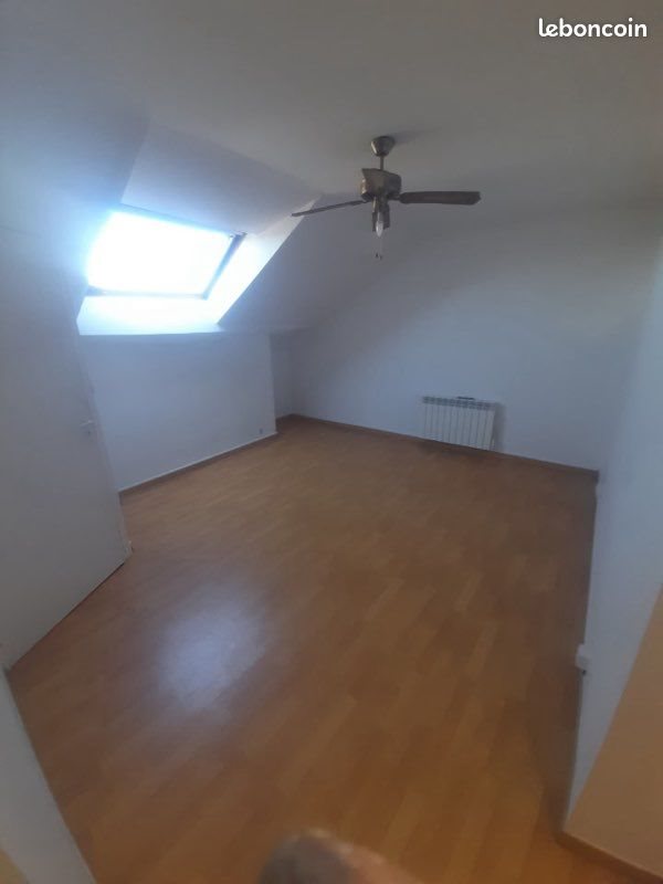 Appartement à louer, 42m², Vivier-au-Court