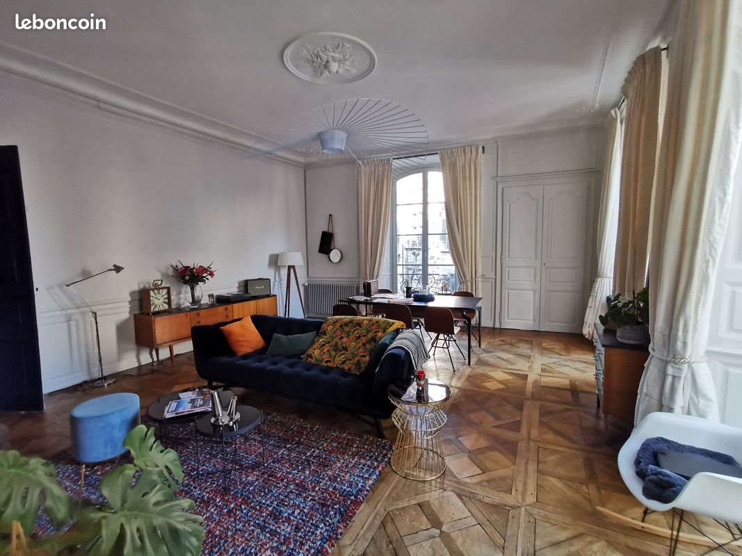 Appartement à louer, 117m², Aurillac