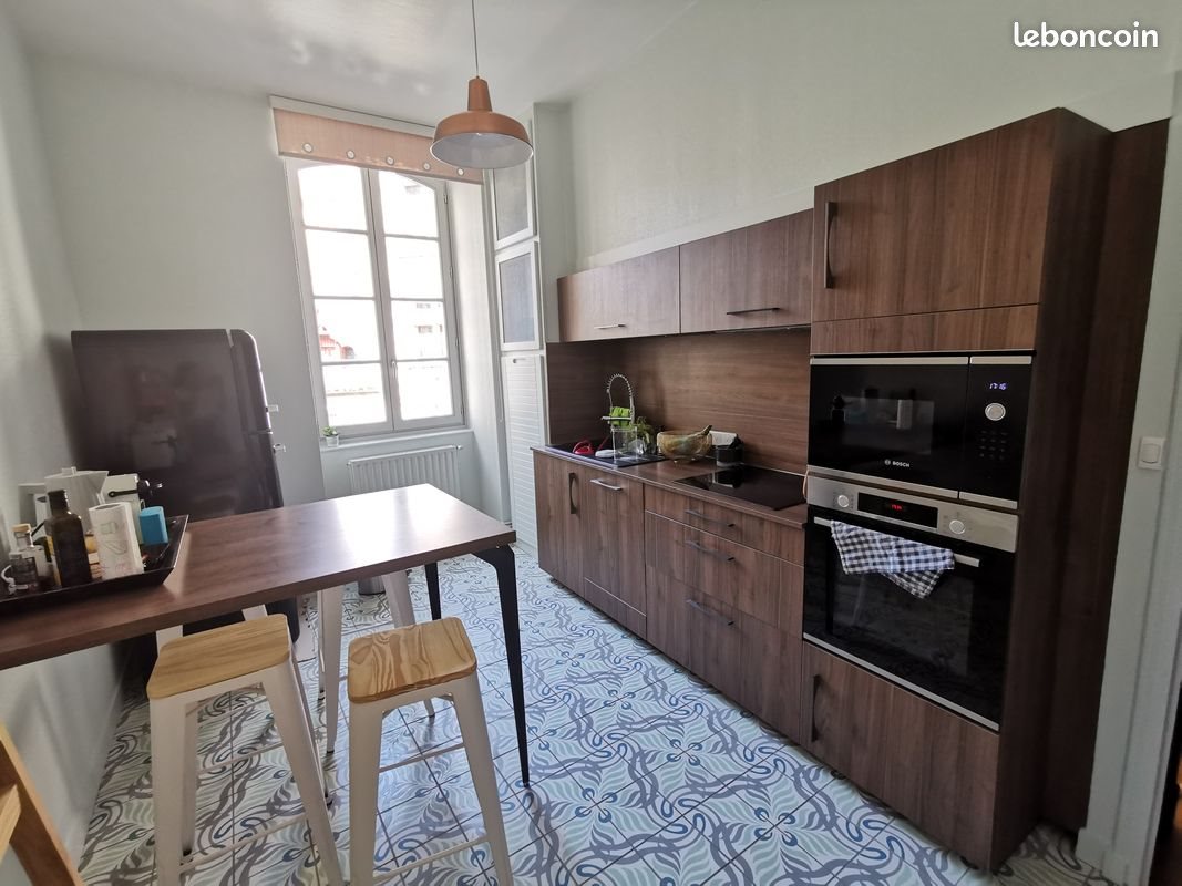 Appartement à louer, 117m², Aurillac