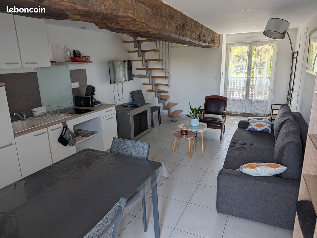 Appartement à louer, 45m², Lécousse