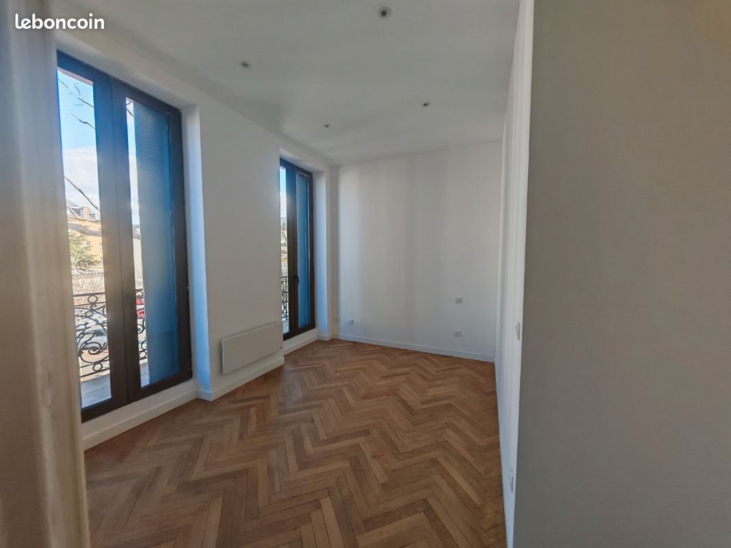 Appartement à louer, 40m², Millau