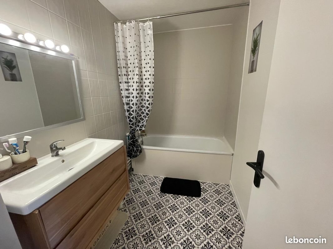 Appartement à louer, 101m², Reims