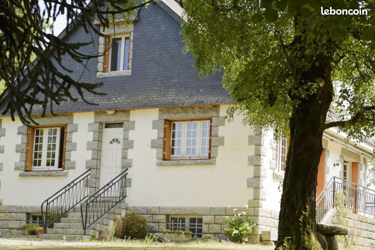 Maison à louer, 150m², Saint-Jean-Brévelay
