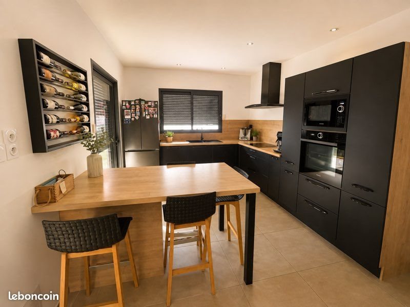Maison à vendre, 94m², Beauvoisin
