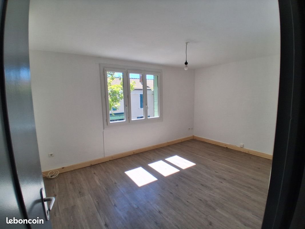 Appartement à louer, 50m², Laragne-Montéglin