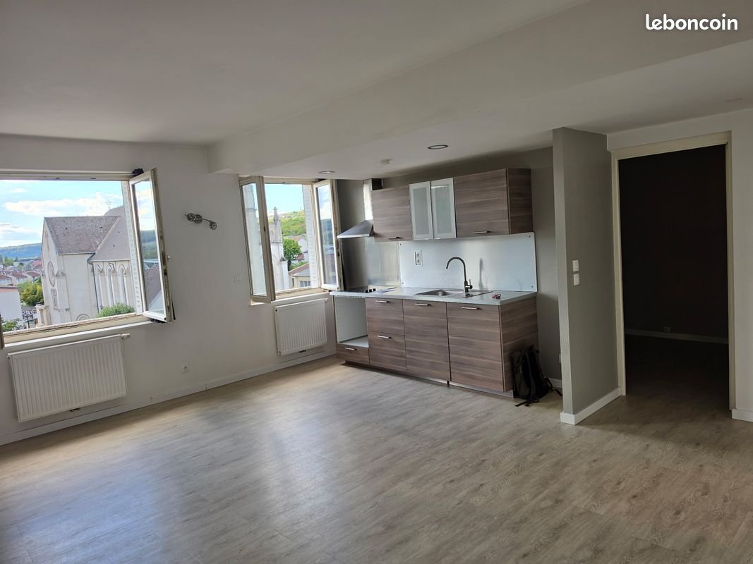 Appartement à louer, 60m², Neuves-Maisons